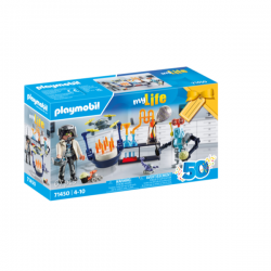 Investigador con robots