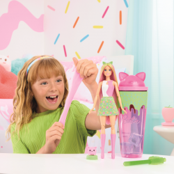 Barbie pop reveal fiesta de animales muñeca con vaso naranja