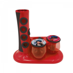 Lady bug estudio de uñas